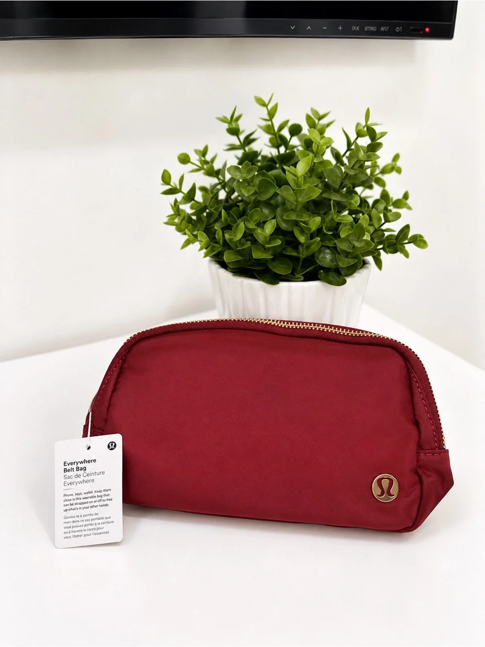lululemon athletica Monogram Everywhere Belt Bag Burgundy with Gold Zip